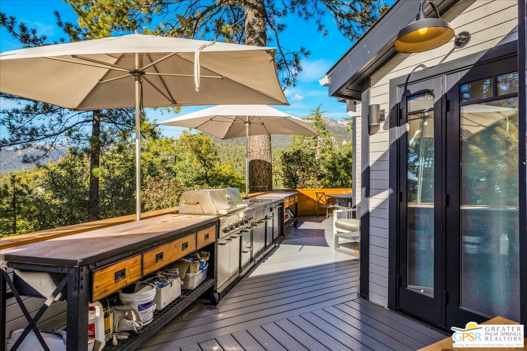 53065 Cedar Crest Dr