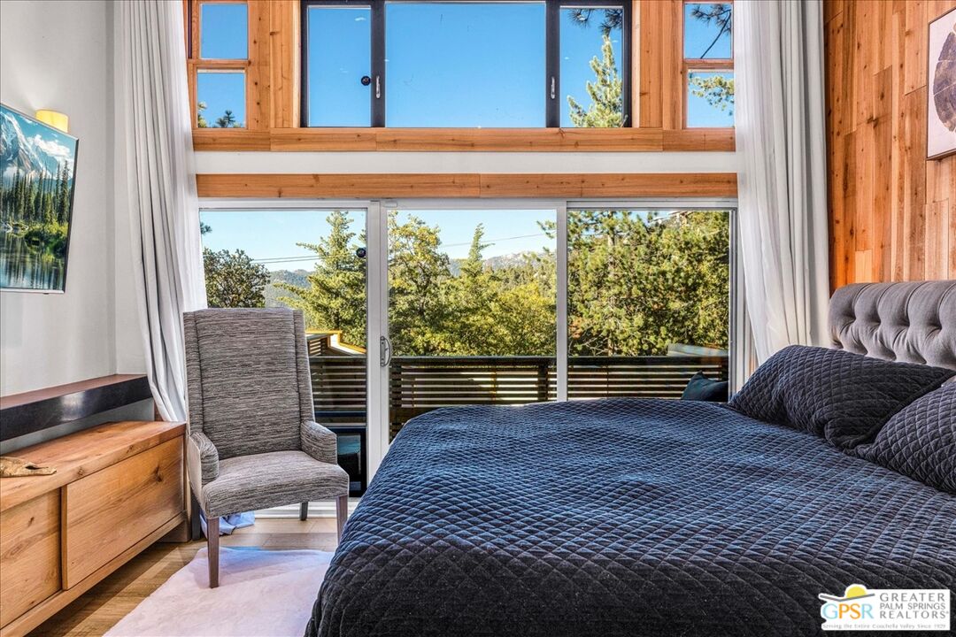 53065 Cedar Crest Dr