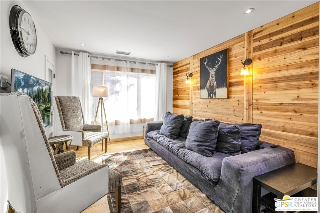 53065 Cedar Crest Dr