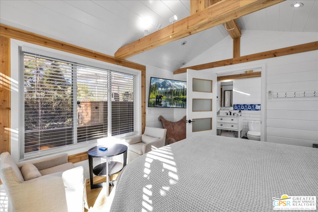 53065 Cedar Crest Dr