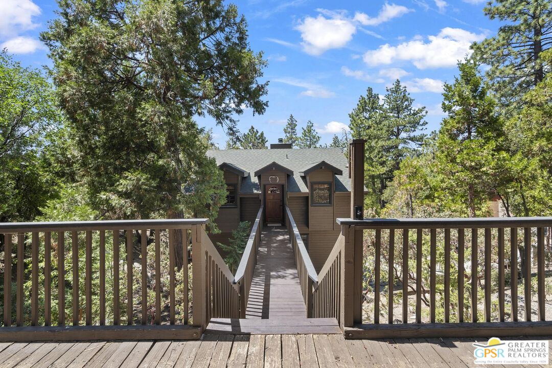 25291 E Cree Ln