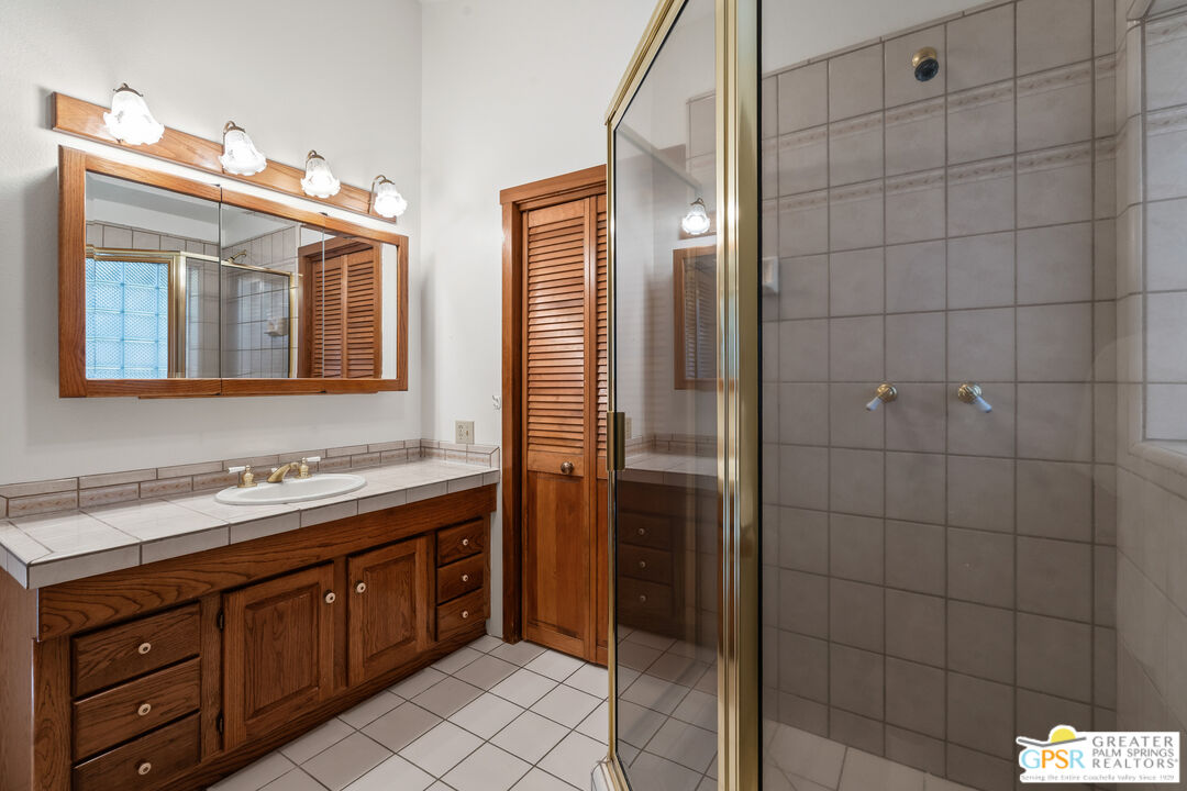 54381 Village View Dr