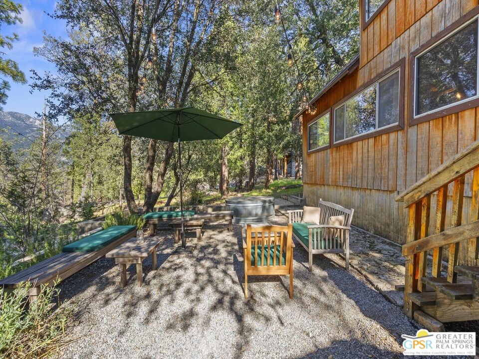 53241 Middle Ridge Dr