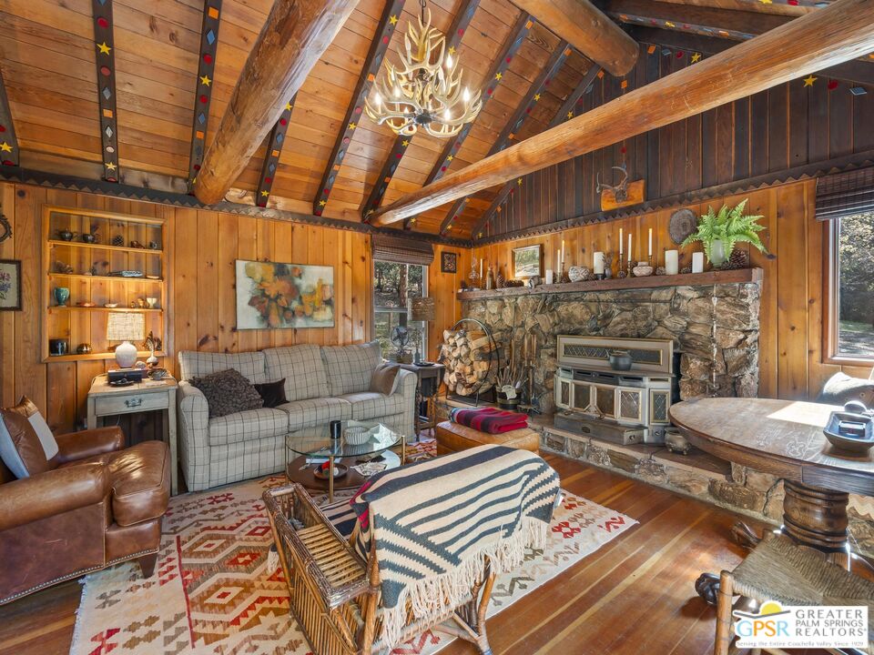 53241 Middle Ridge Dr