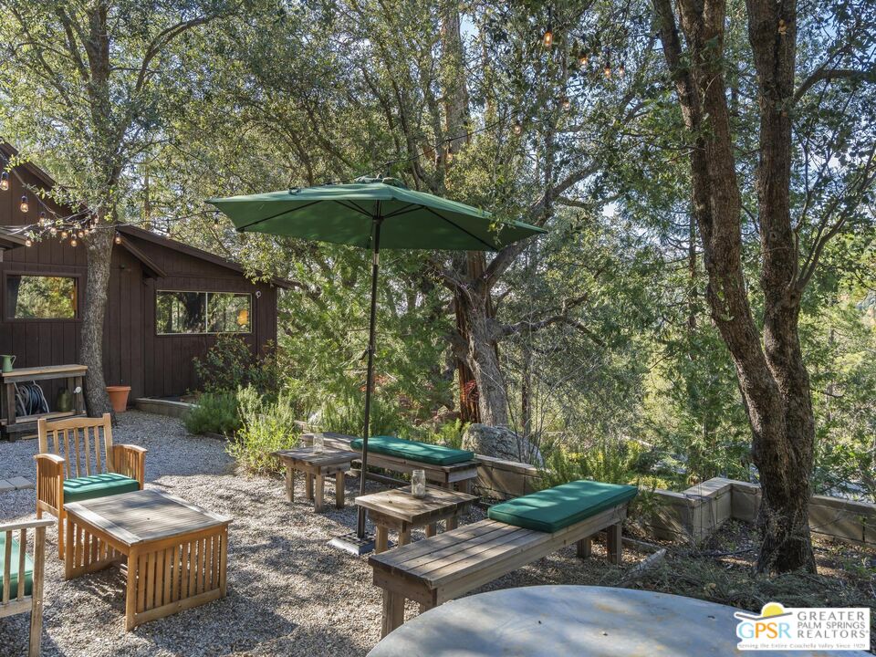 53241 Middle Ridge Dr