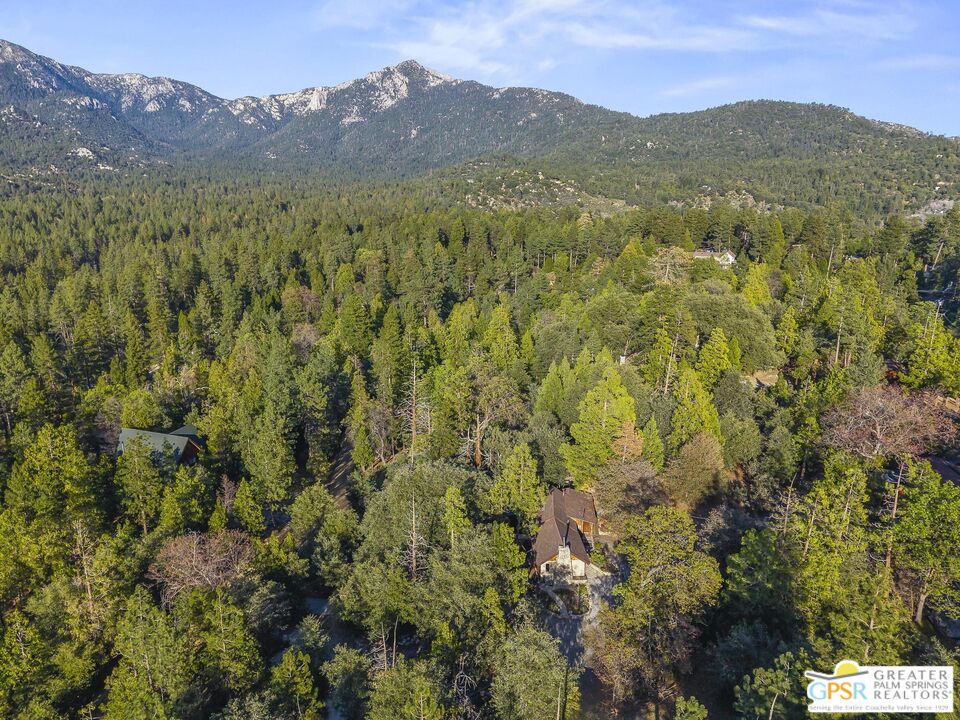 53241 Middle Ridge Dr