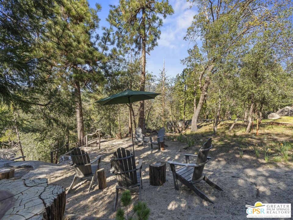 53241 Middle Ridge Dr