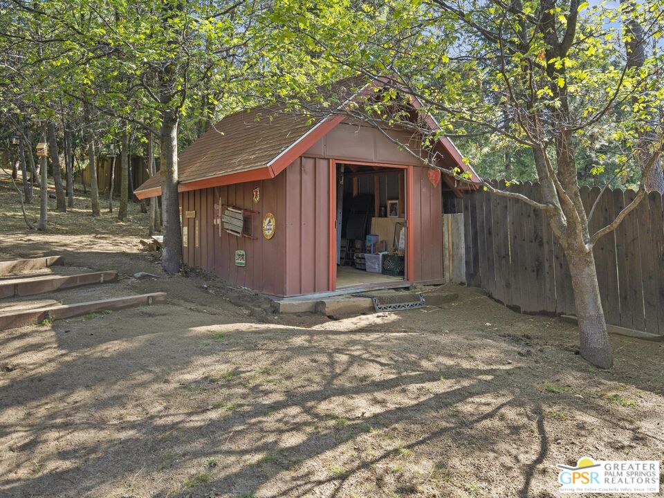 53325 Marian View Dr