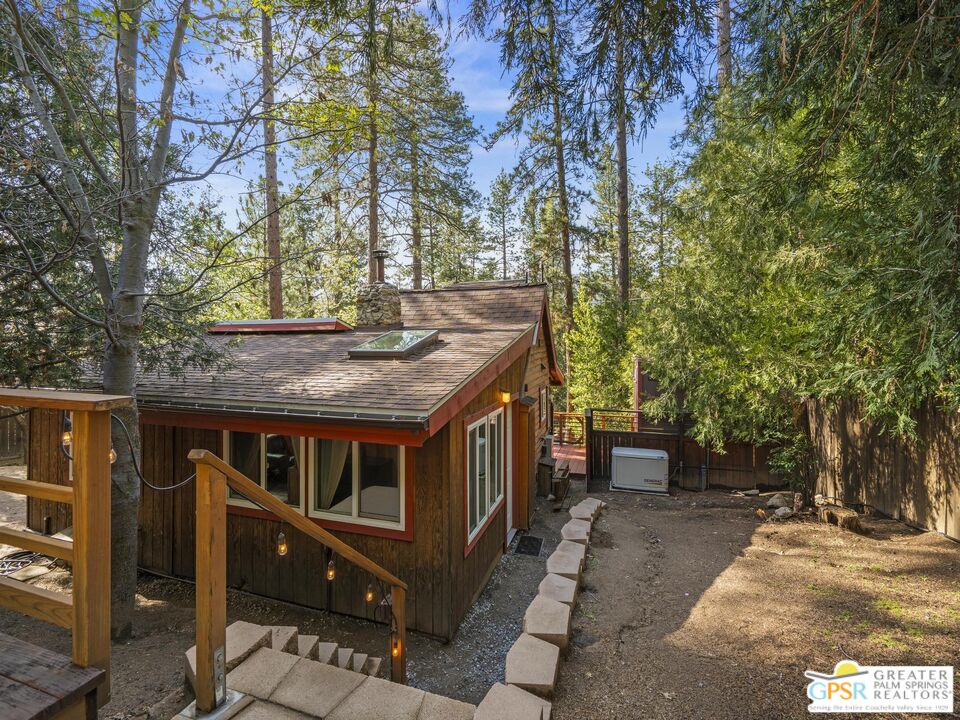 53325 Marian View Dr