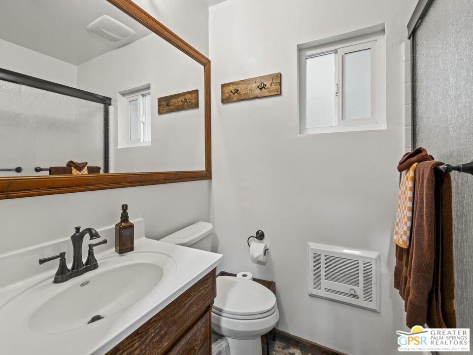 53325 Marian View Dr