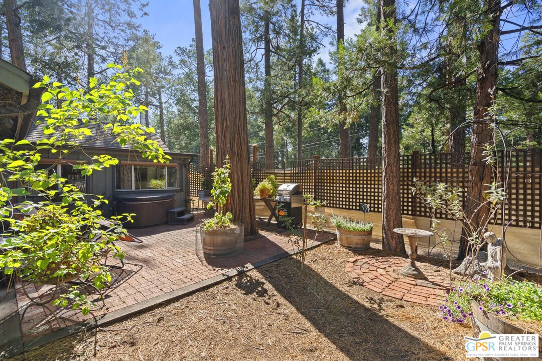 53555 Marian View Dr