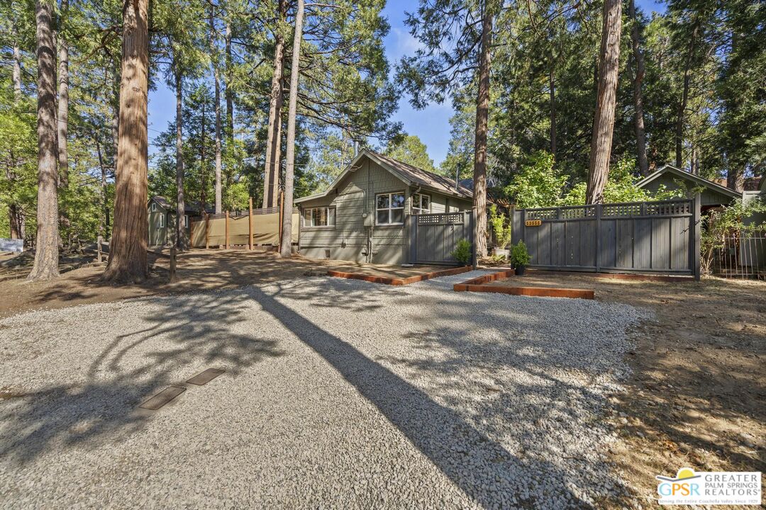 53555 Marian View Dr