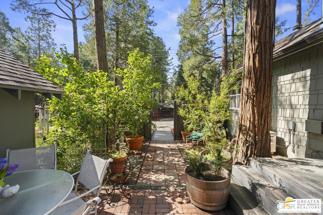 53555 Marian View Dr