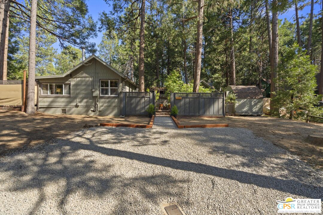 53555 Marian View Dr