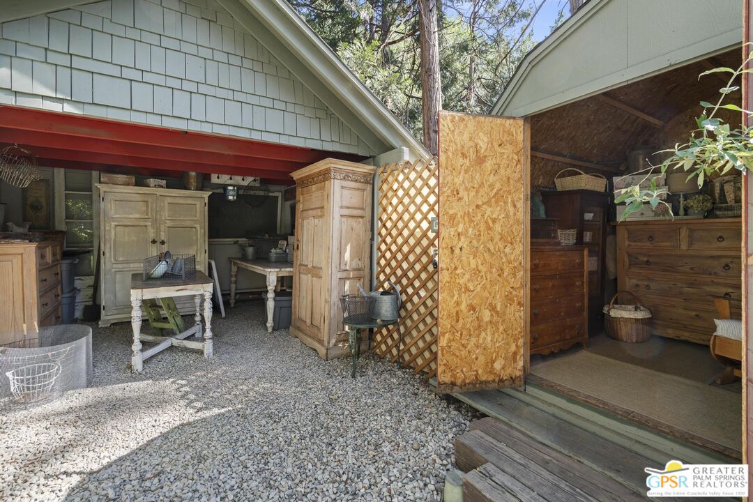 53555 Marian View Dr
