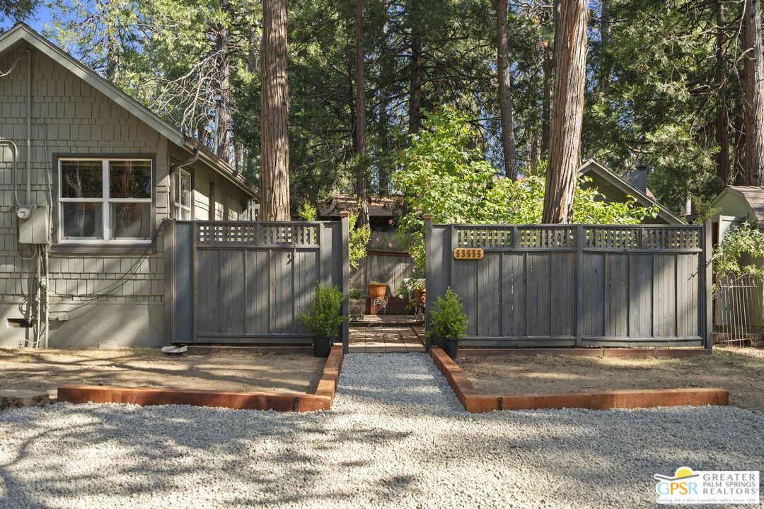 53555 Marian View Dr