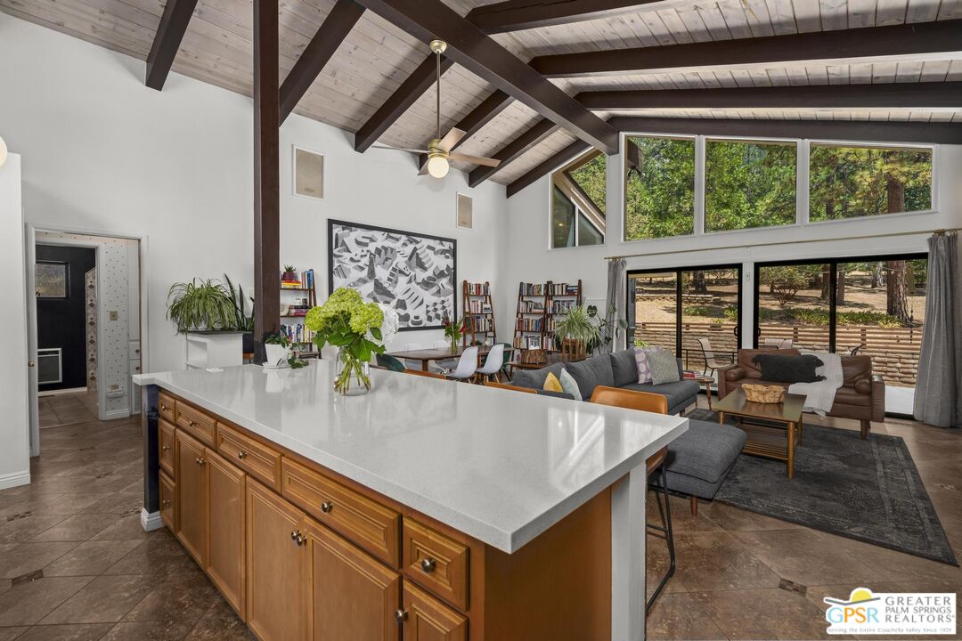 25226 Rim Rock Rd
