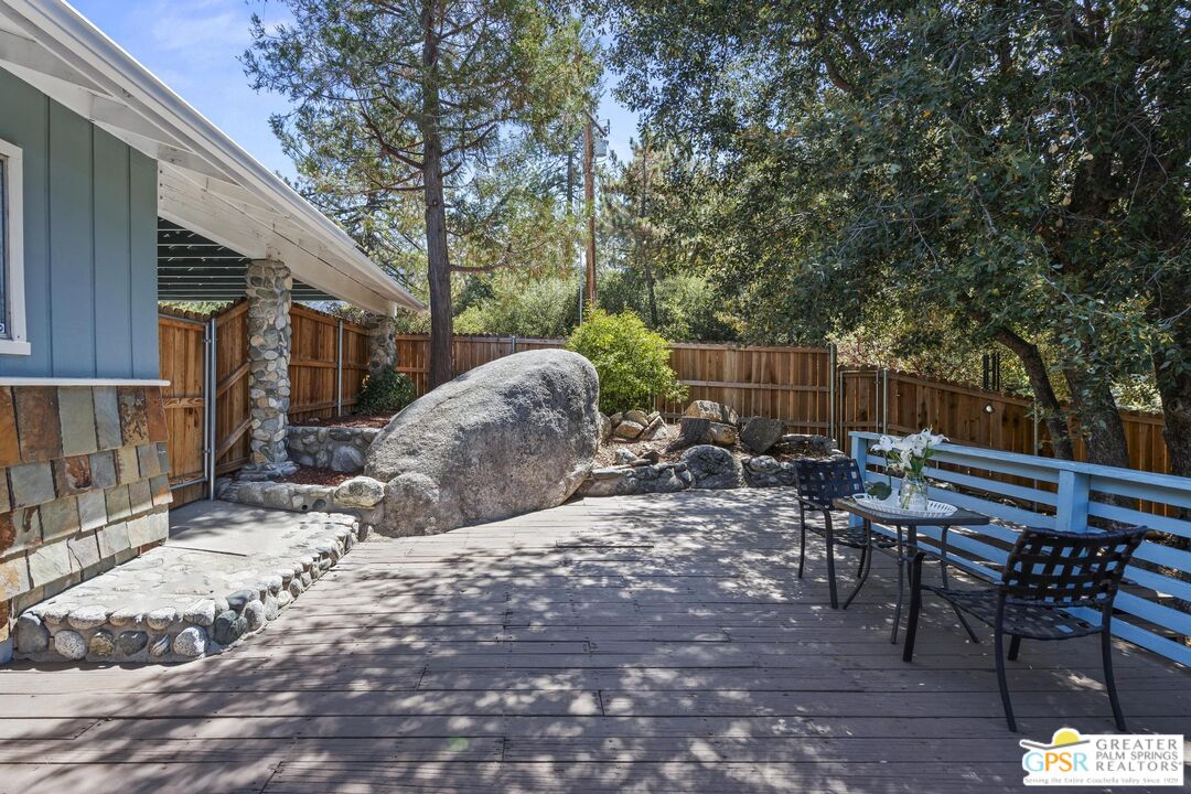 54171 Rockdale Dr