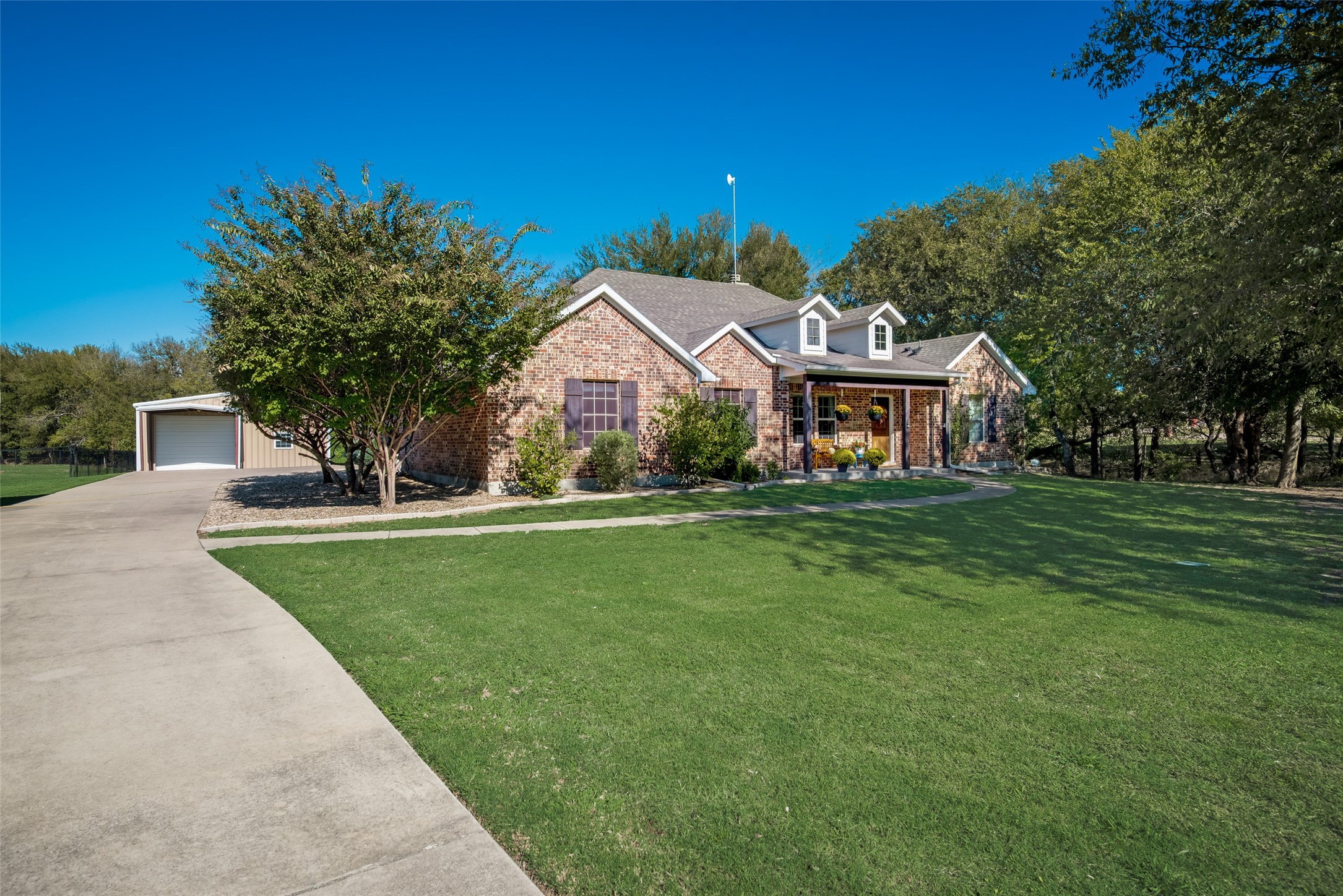 8855 County Road 2584