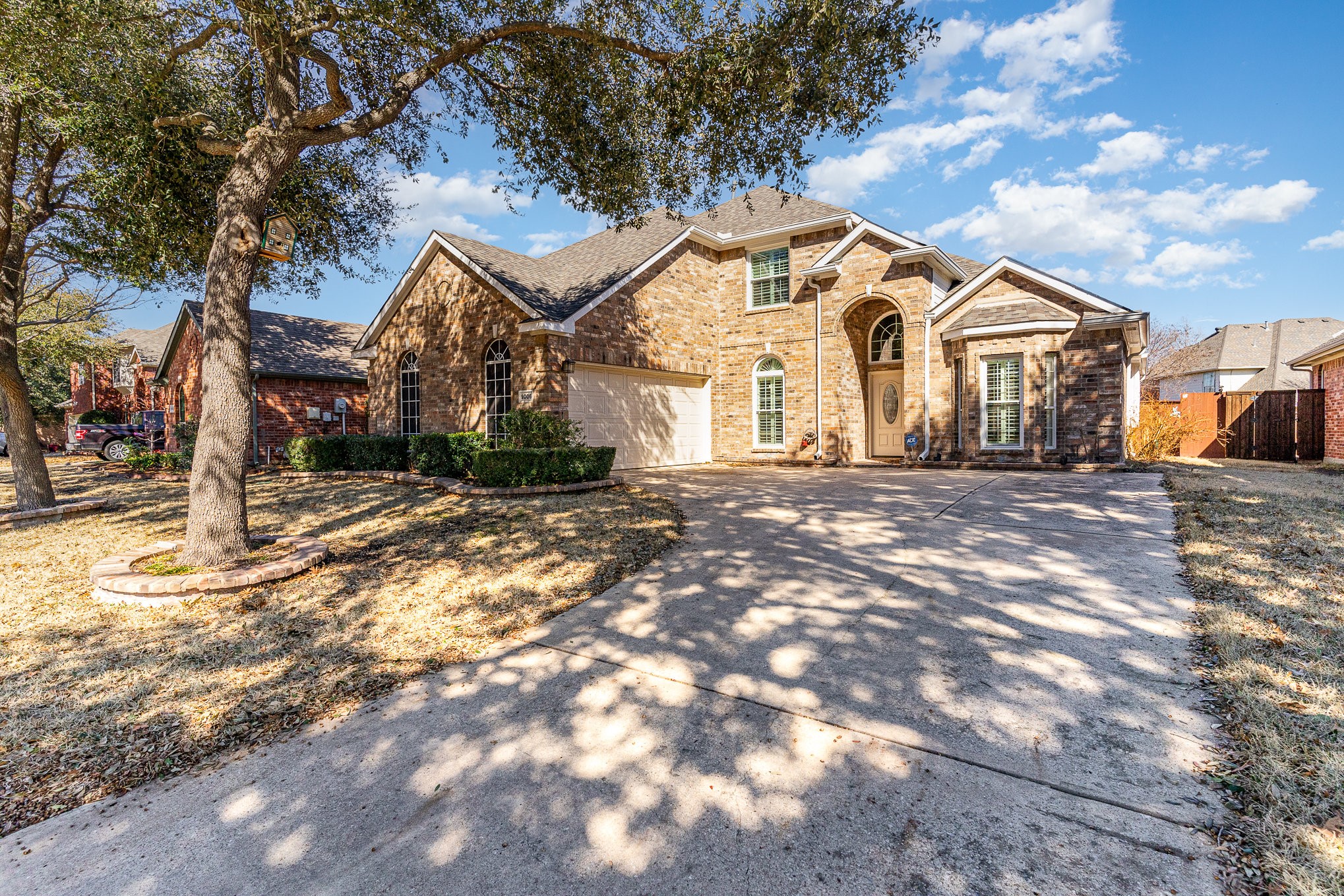 9006 Lochgreen Lane