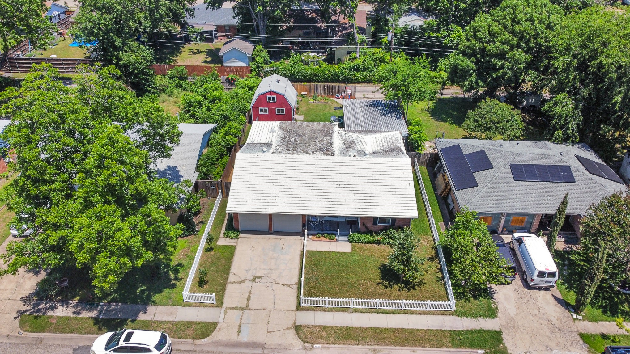2813 Sanders Drive
