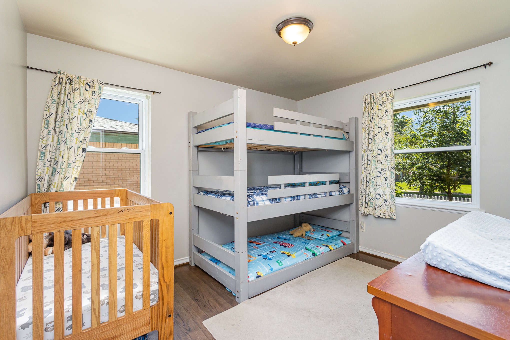 2813 Sanders Drive