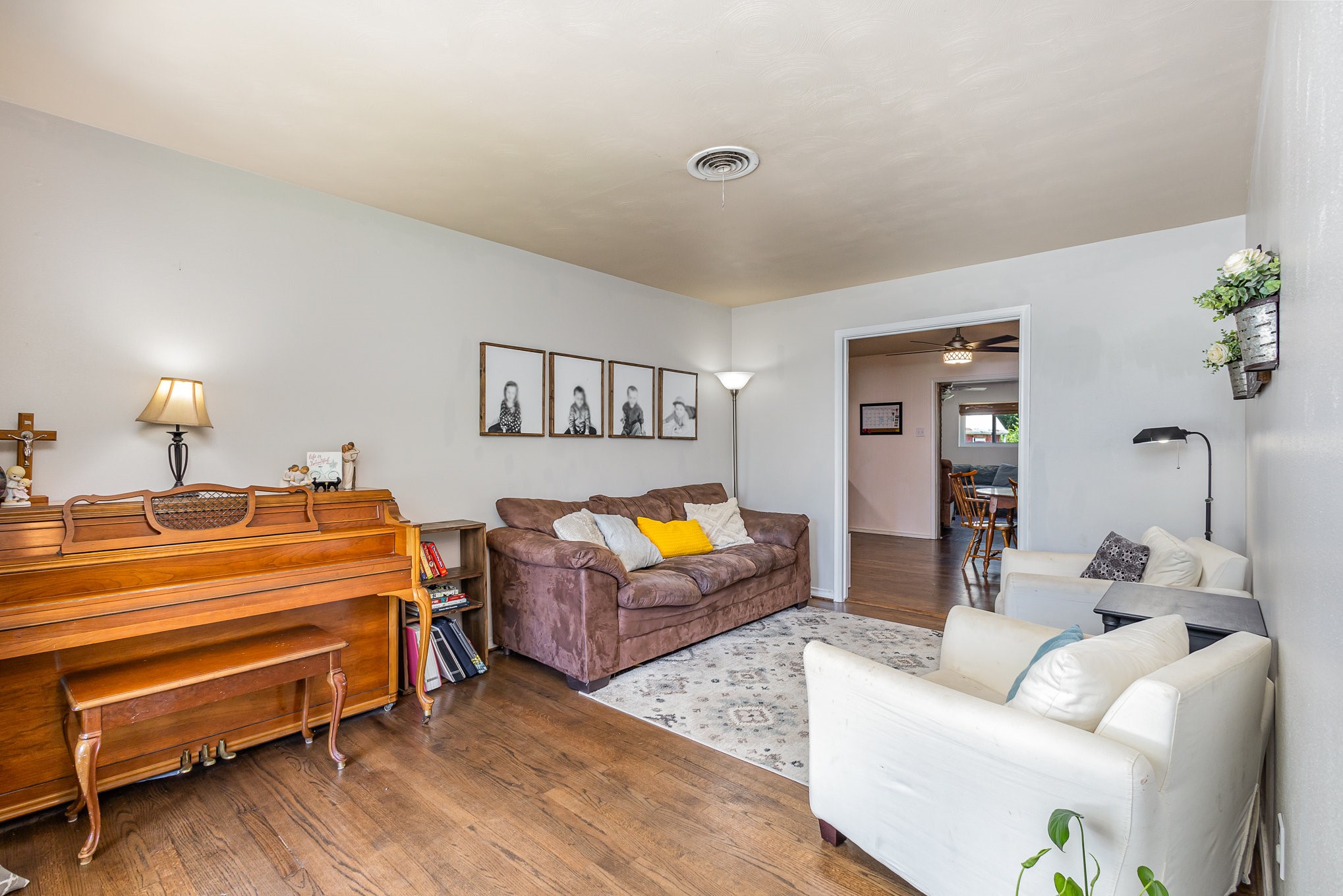 2813 Sanders Drive