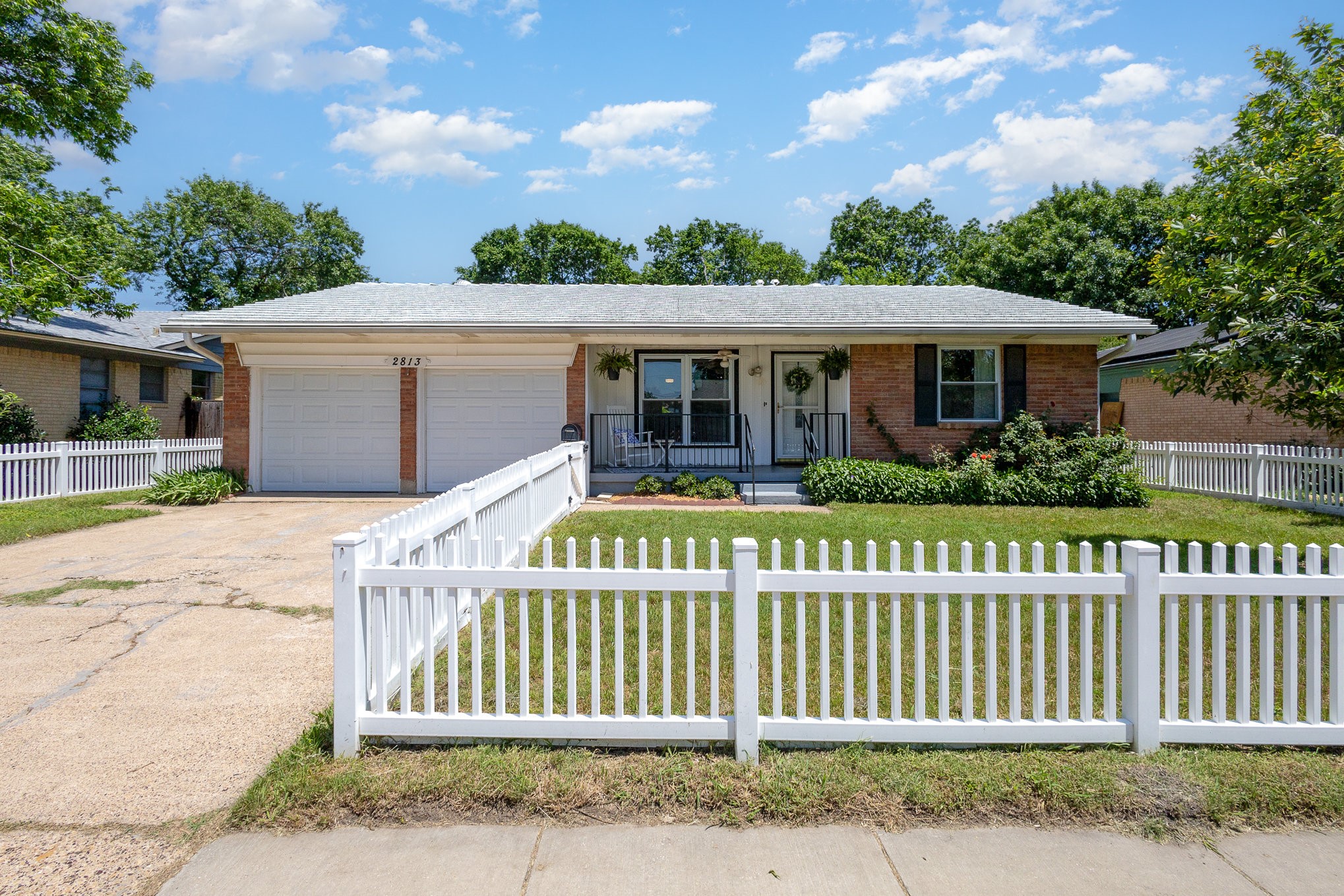 2813 Sanders Drive