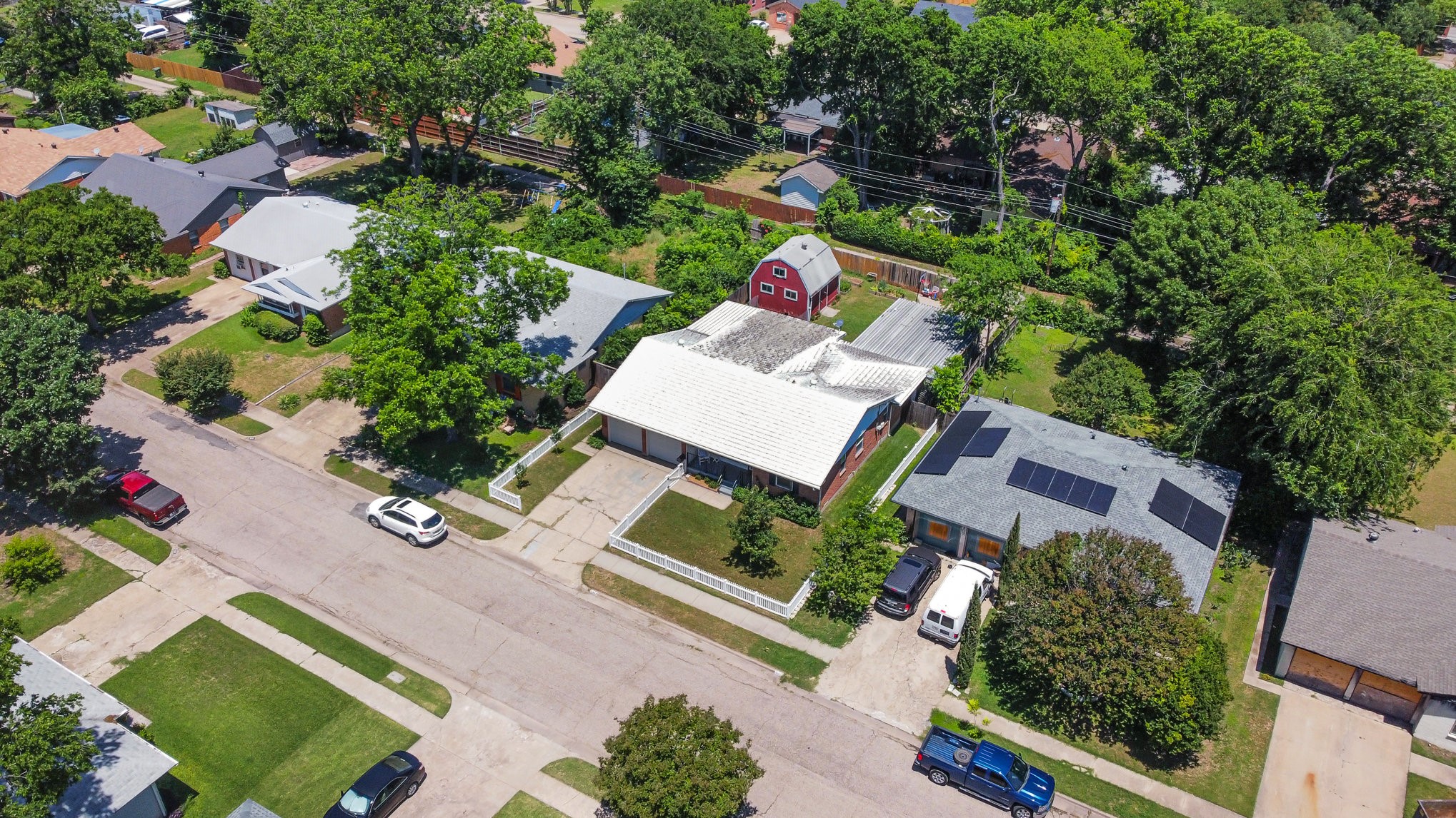 2813 Sanders Drive