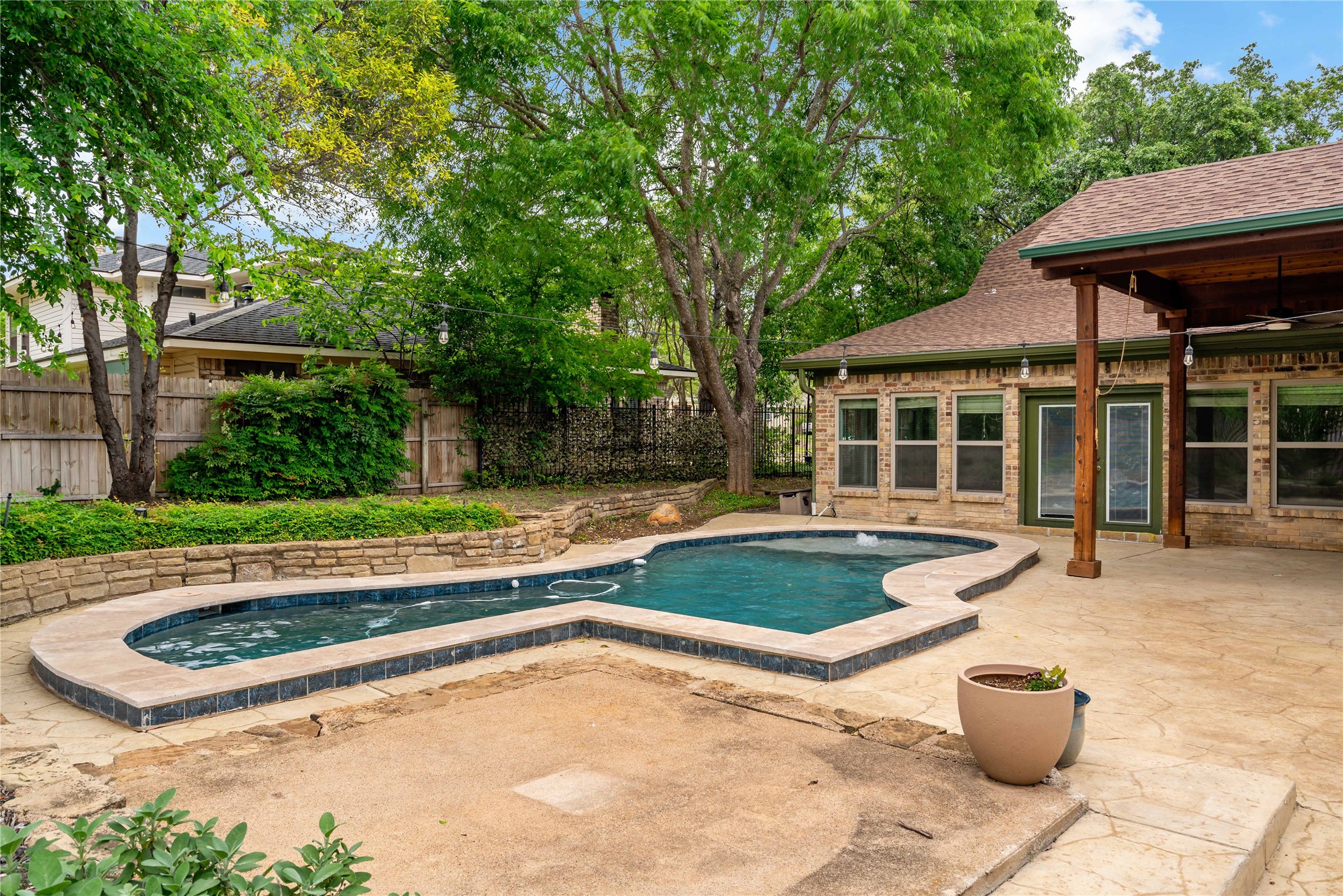 3130 Cross Timbers Lane