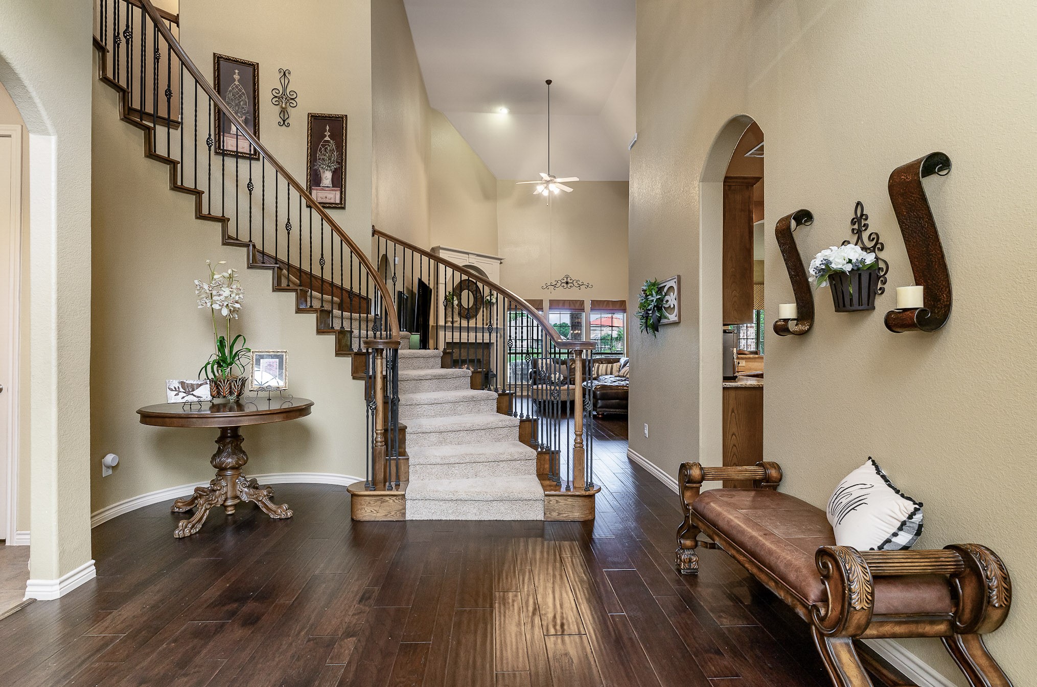 10213 Broadmoor Lane