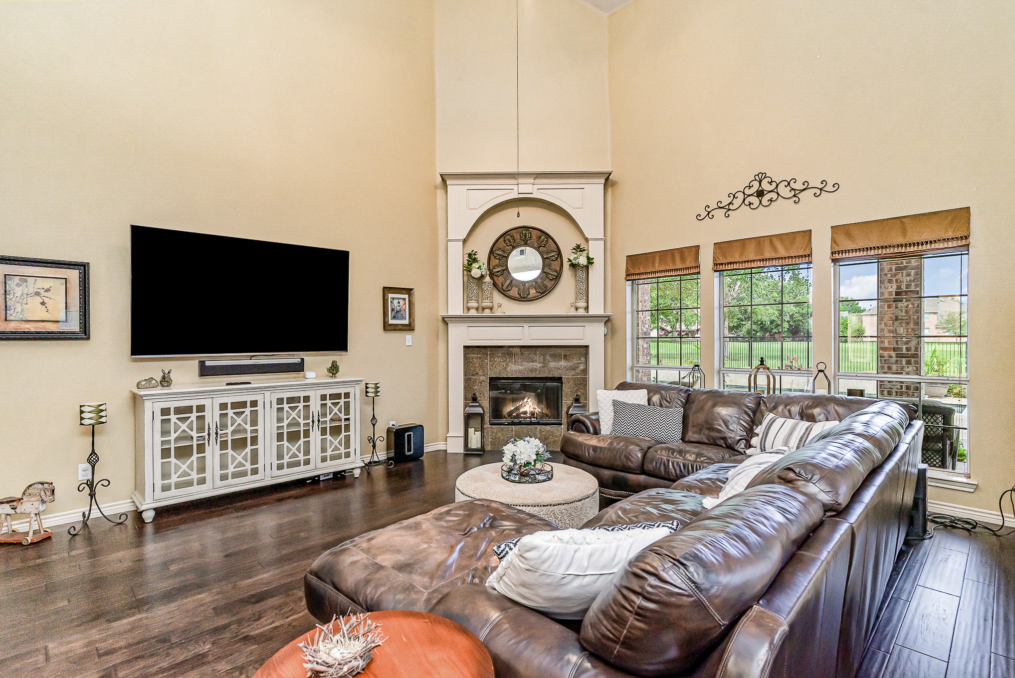 10213 Broadmoor Lane