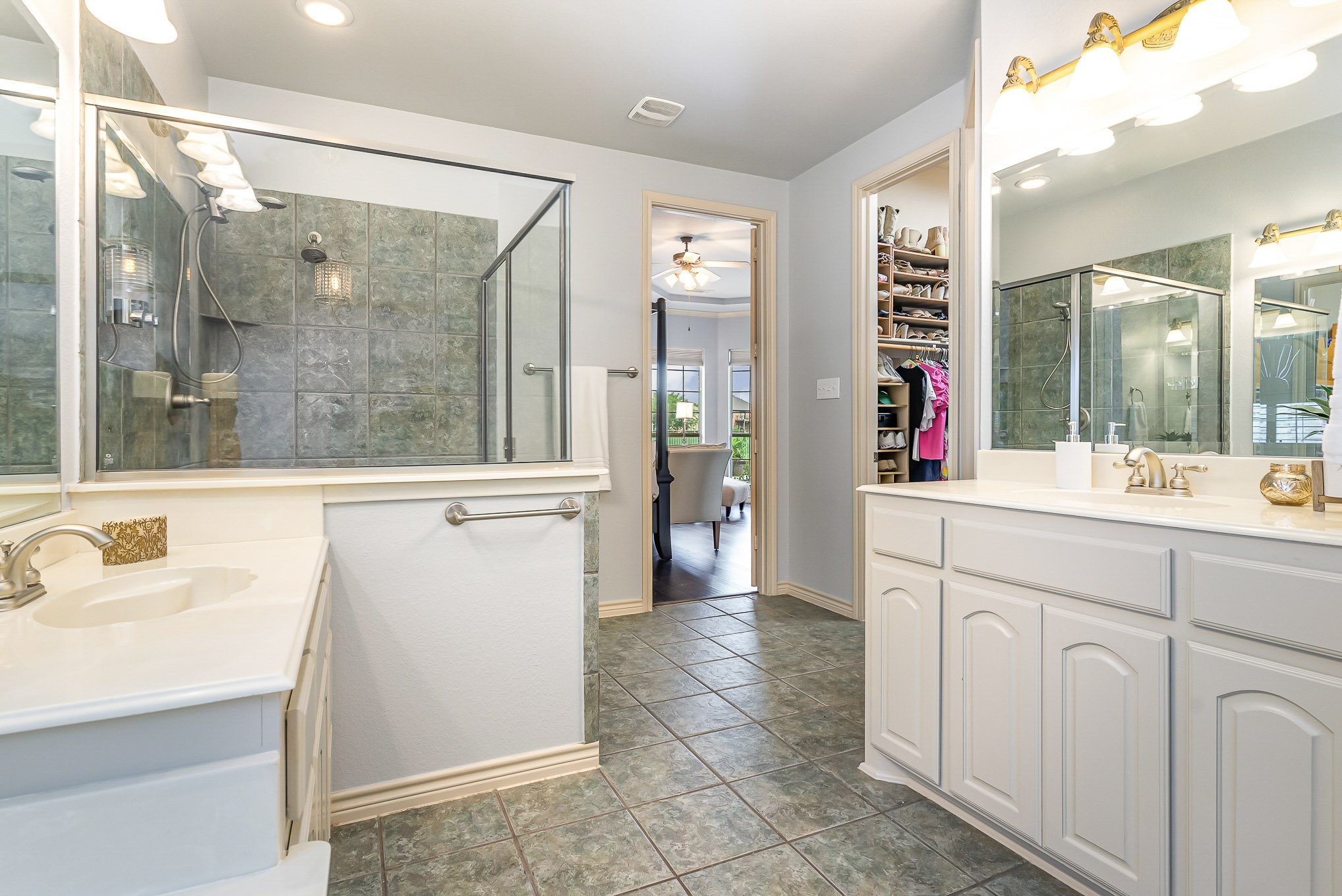 10213 Broadmoor Lane
