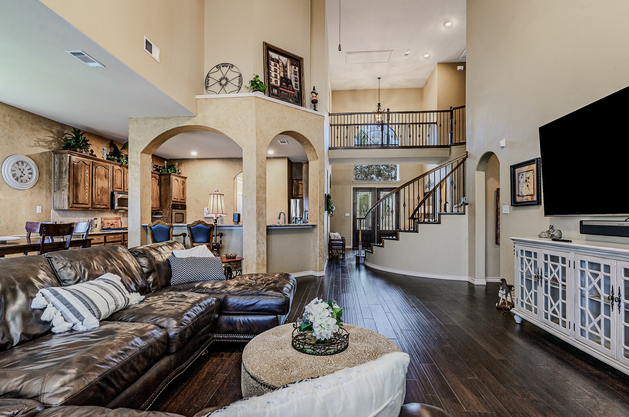 10213 Broadmoor Lane