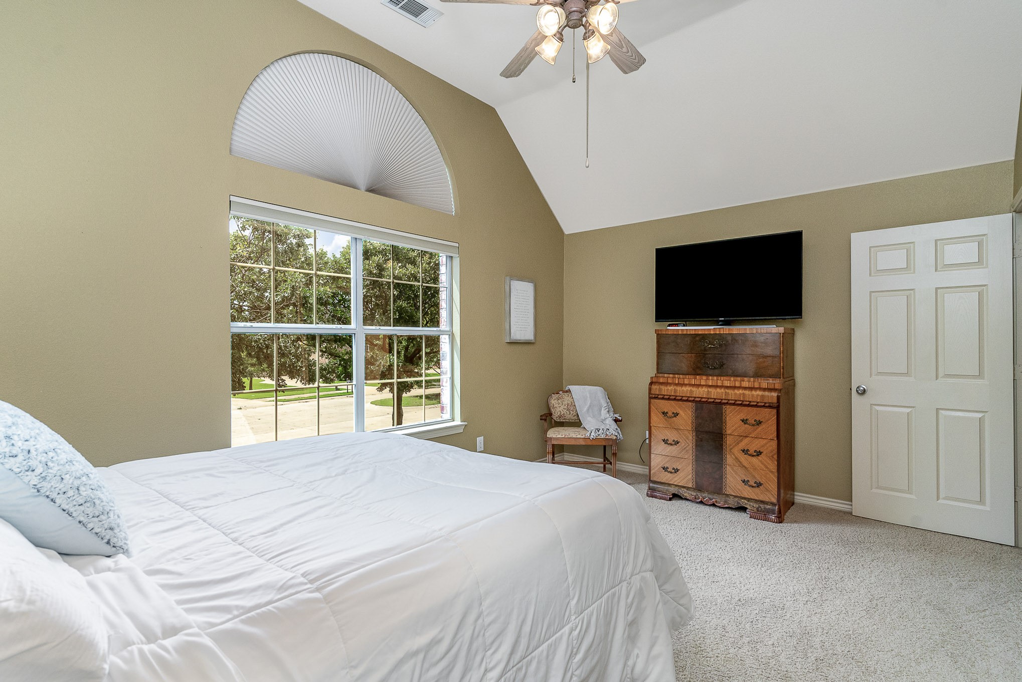 10213 Broadmoor Lane