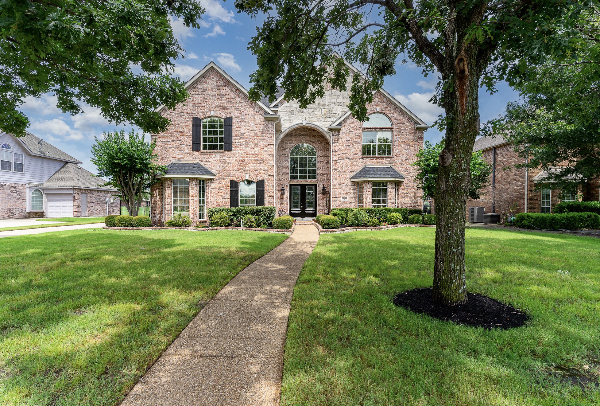 10213 Broadmoor Lane