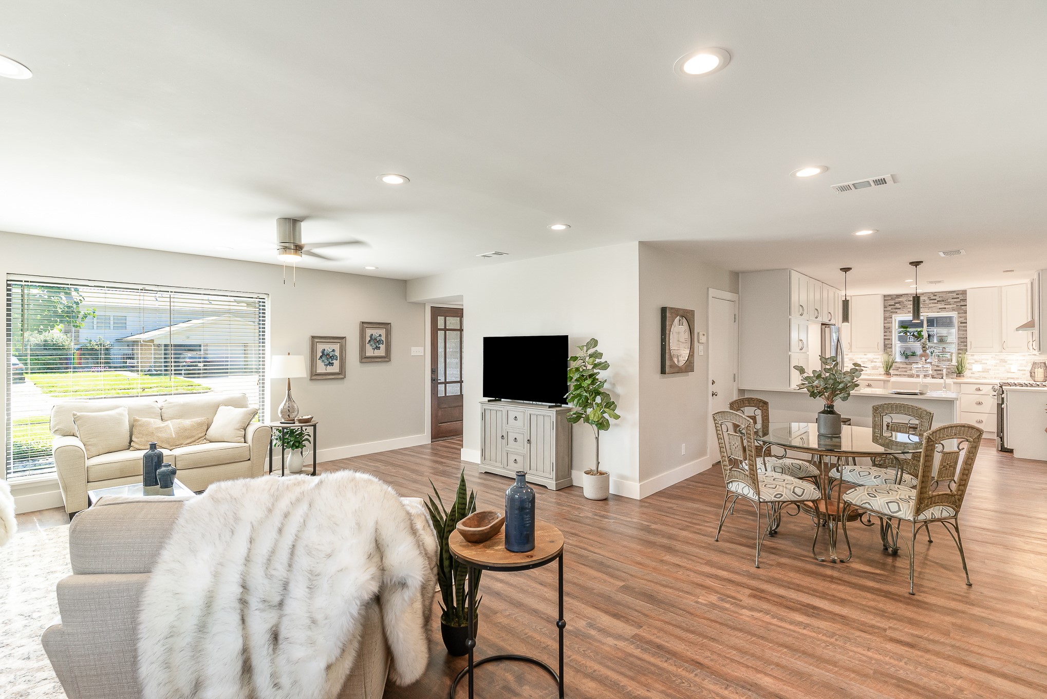 116 N Cottonwood Drive
