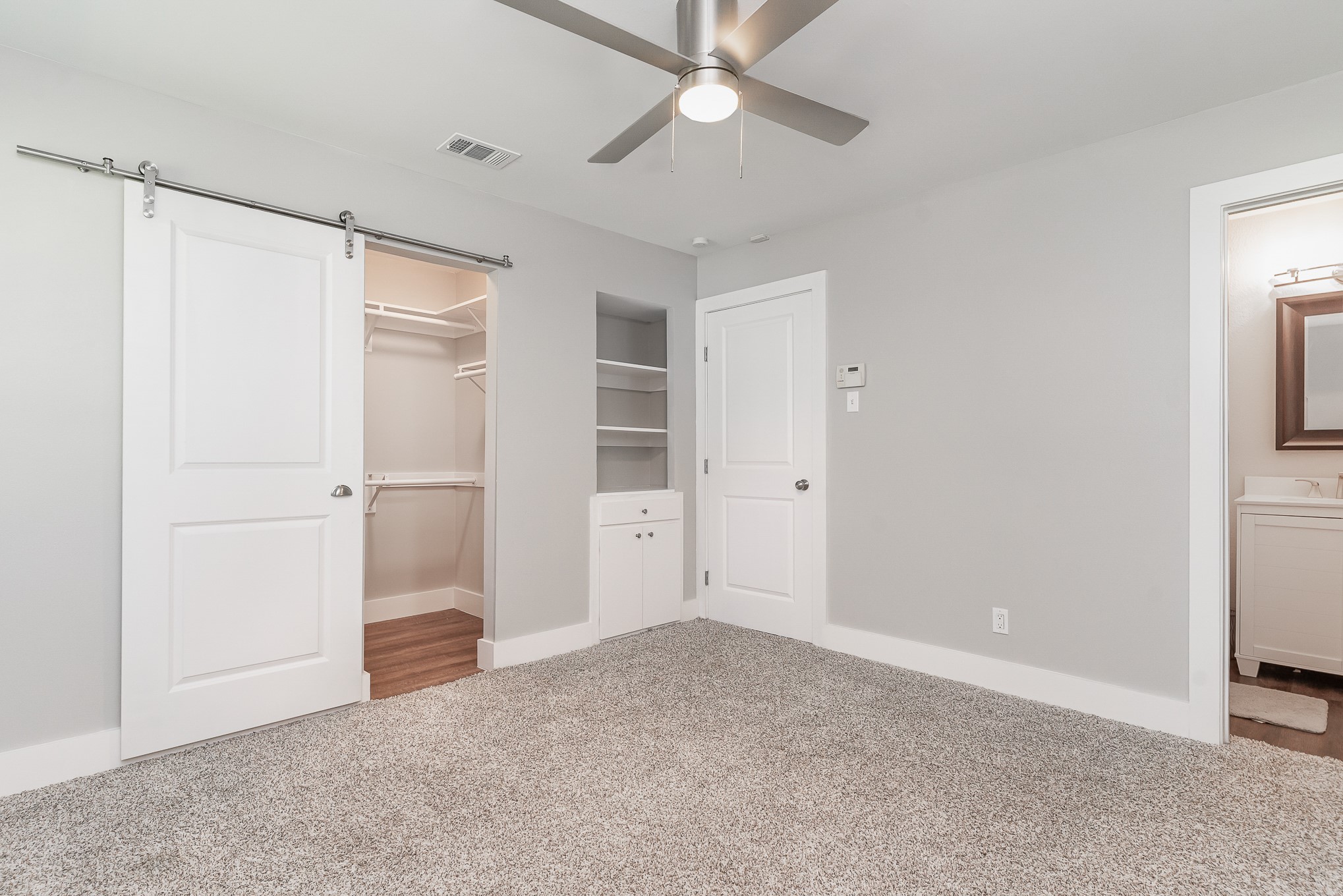 116 N Cottonwood Drive