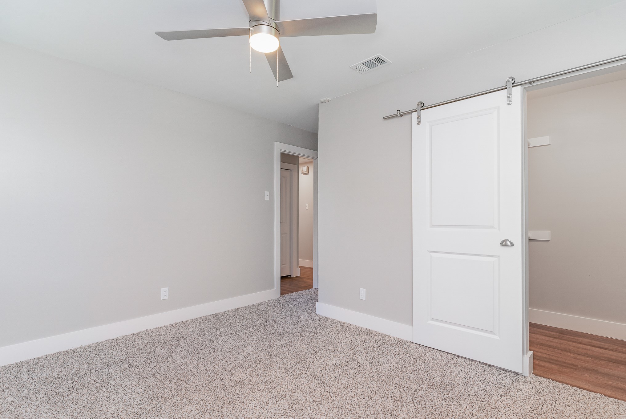 116 N Cottonwood Drive