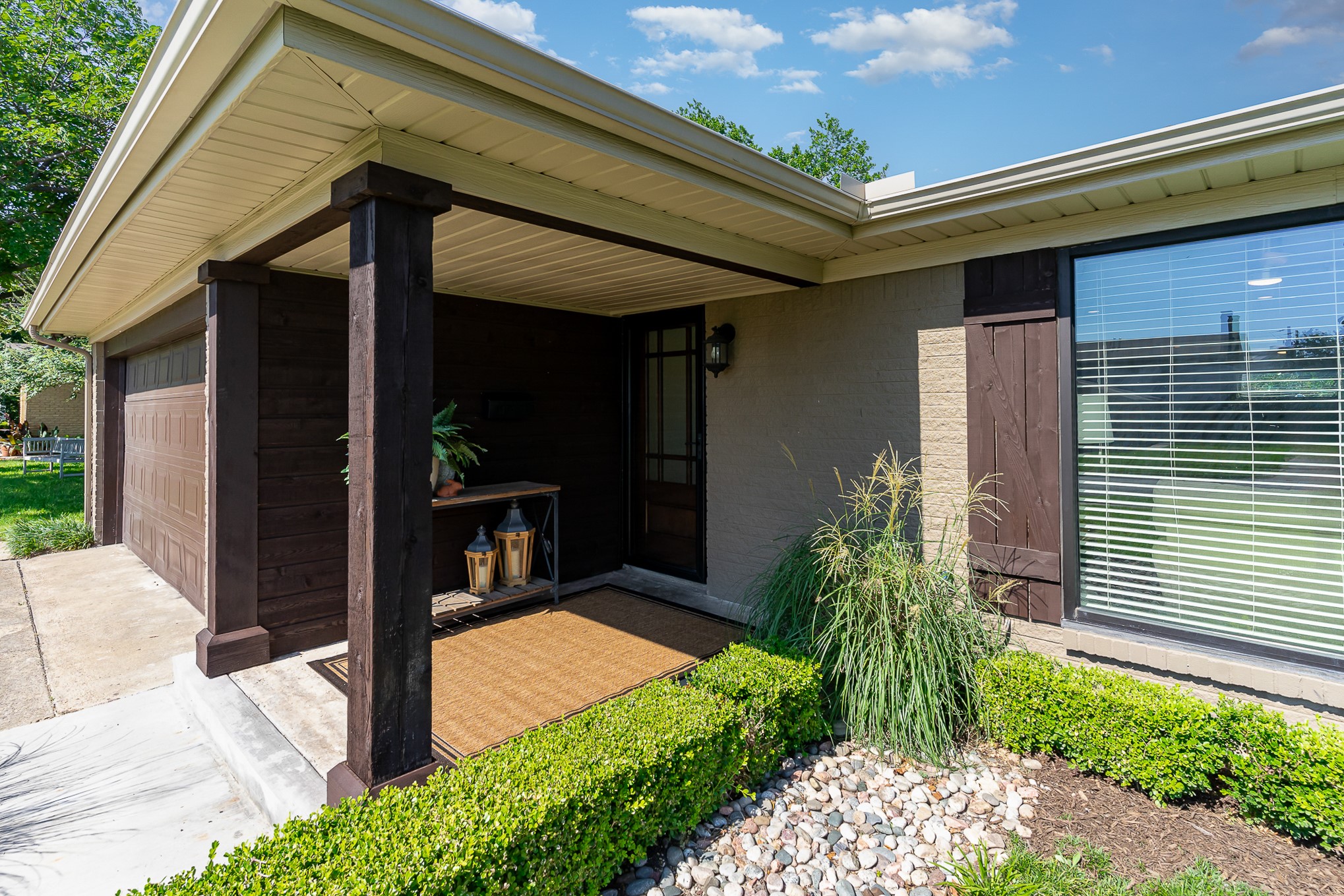 116 N Cottonwood Drive