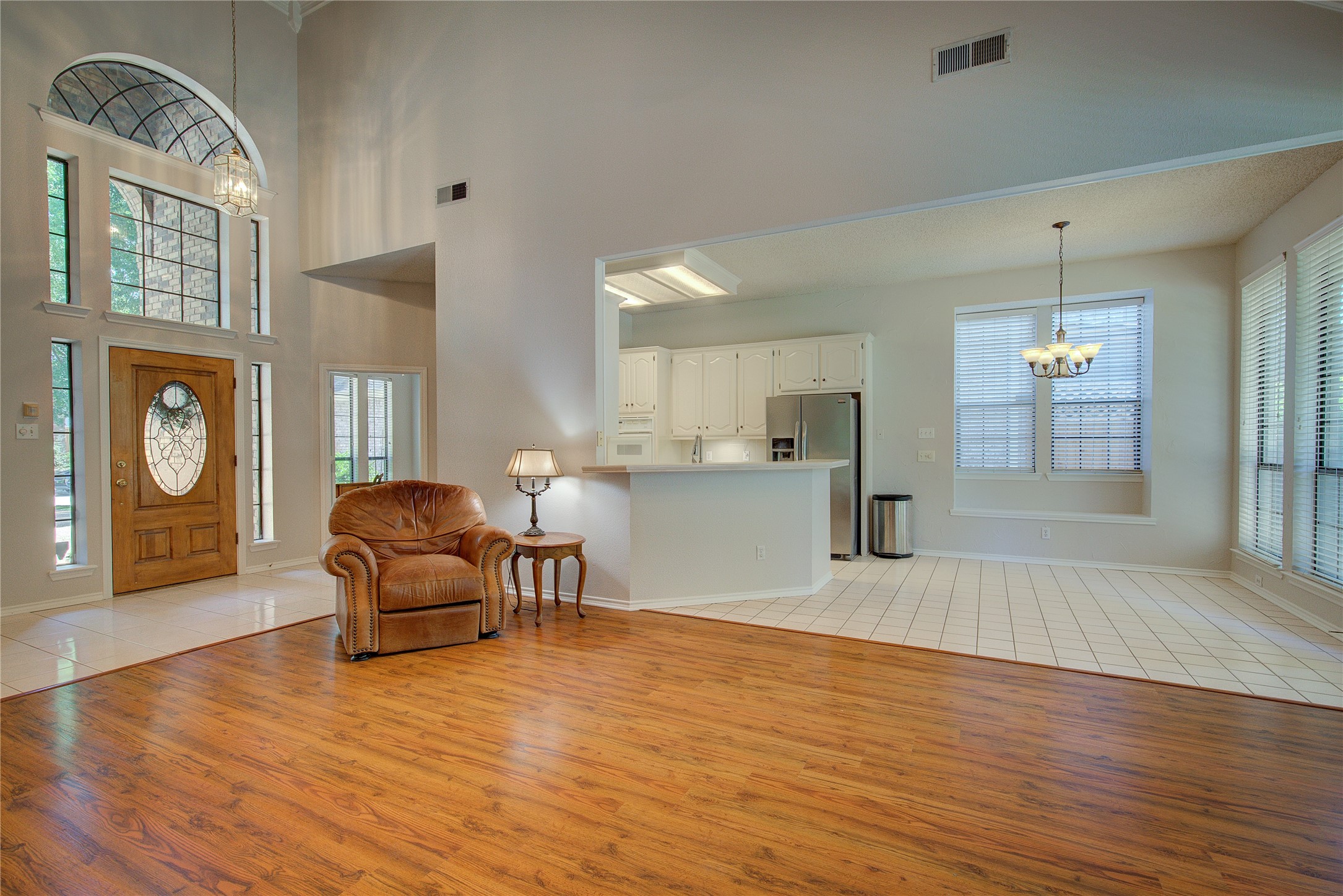 8718 Greenwood Trail