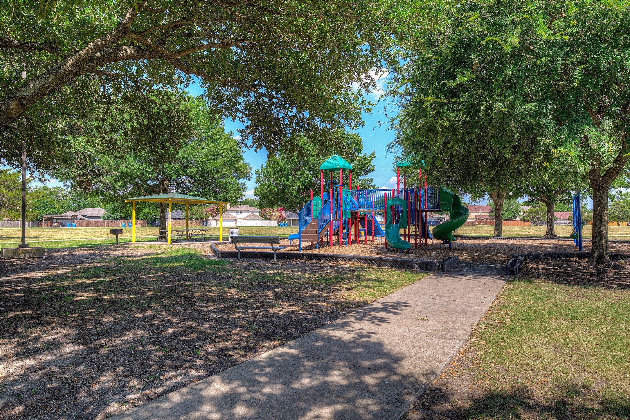 8718 Greenwood Trail