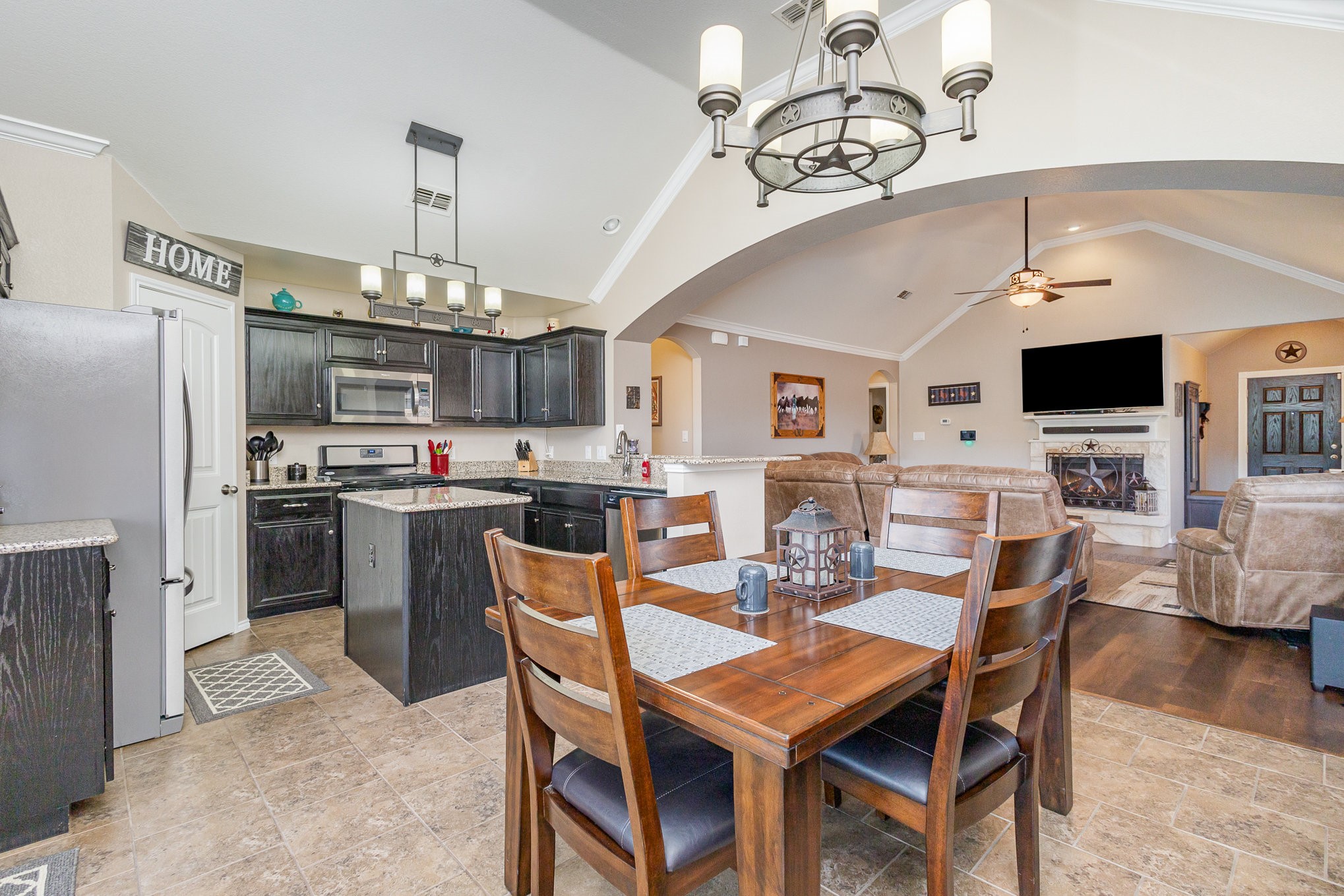 1809 Meadowlark Lane