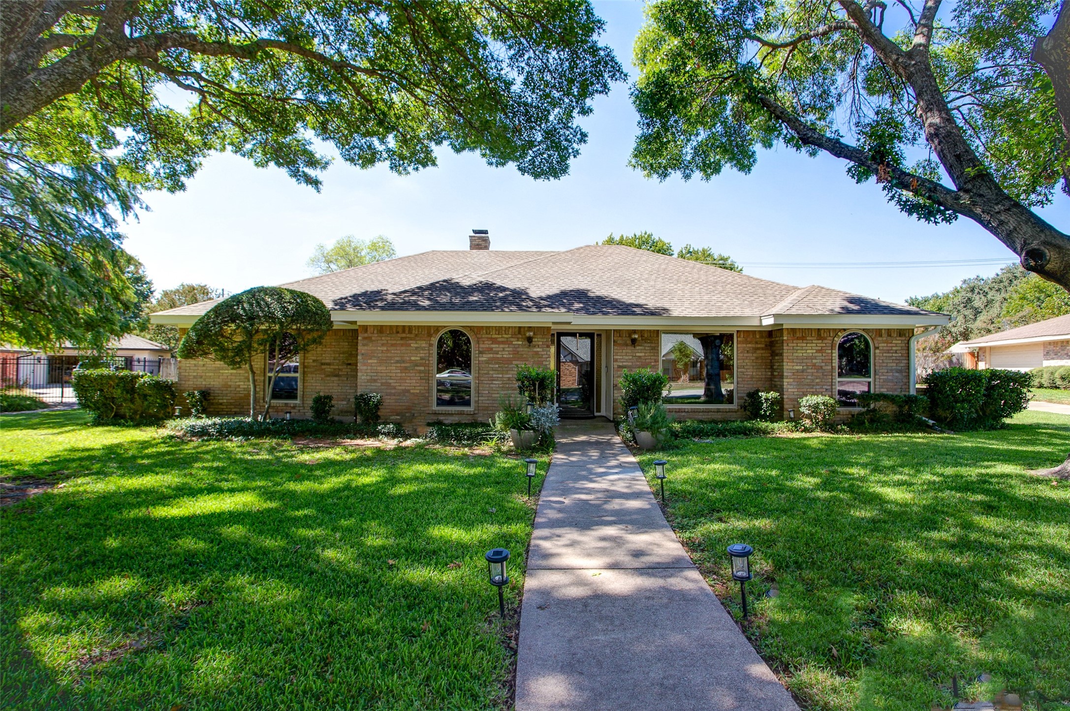 2313 Axminster Court