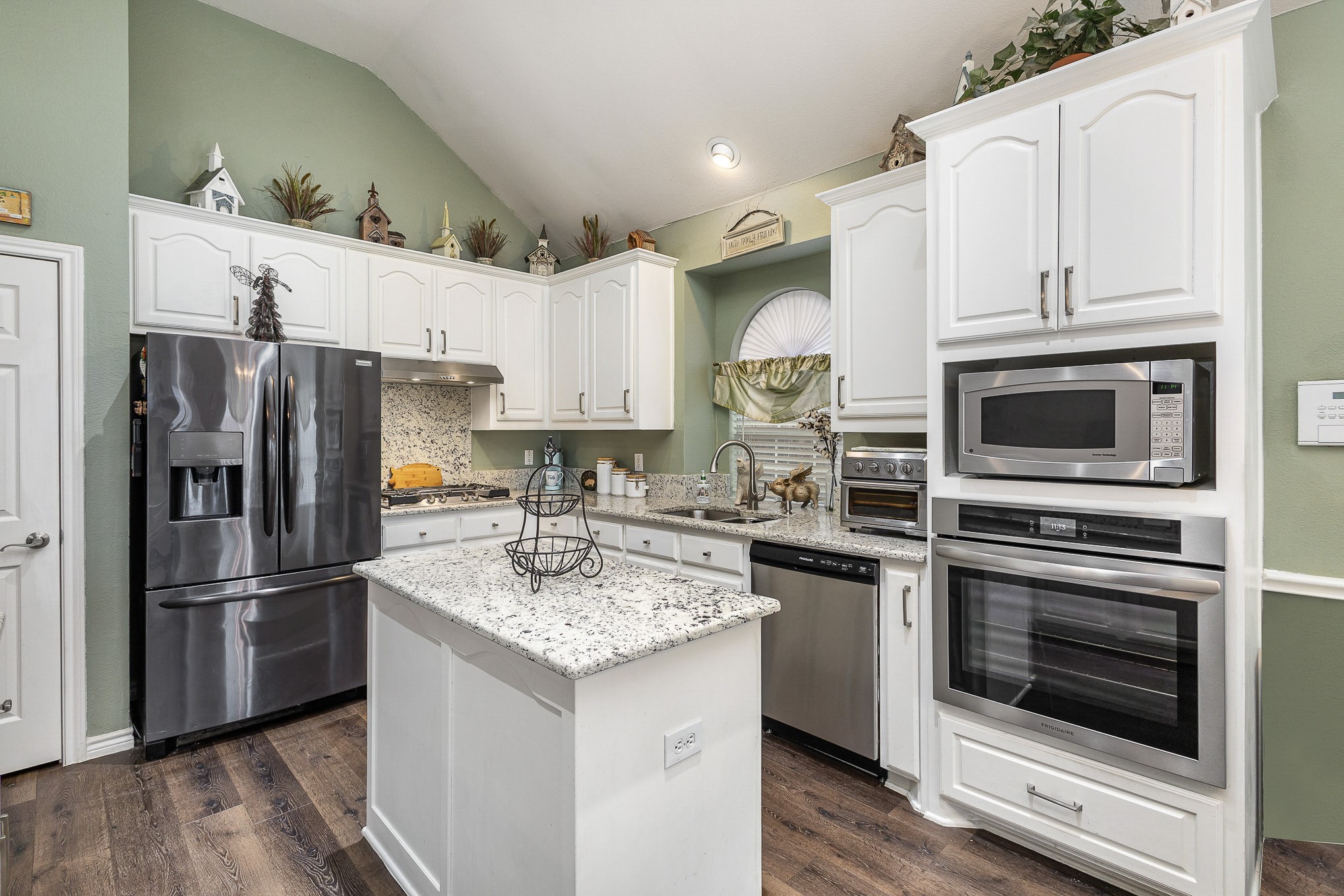 10218 Saint Georges Drive