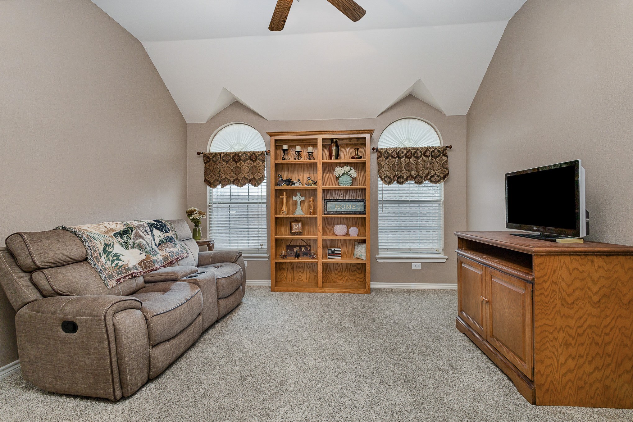 10218 Saint Georges Drive