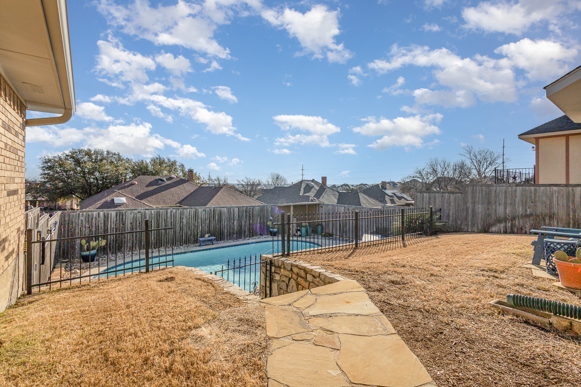 3418 Hightrail Lane