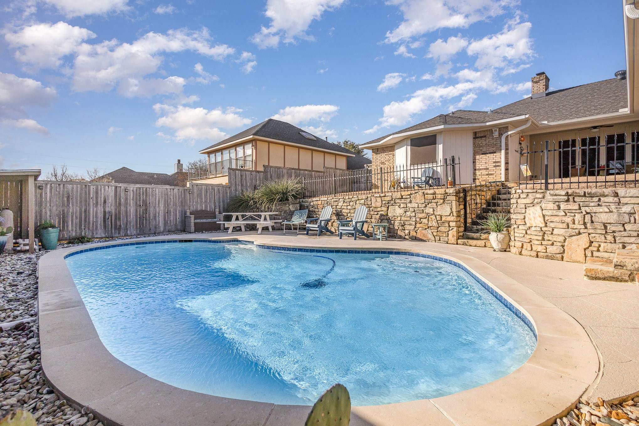 3418 Hightrail Lane