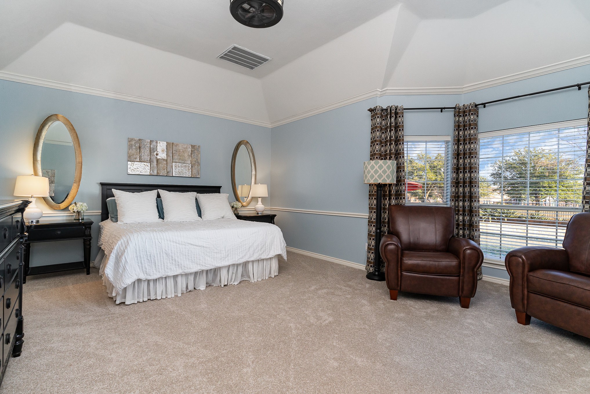 10118 Broadmoor Lane