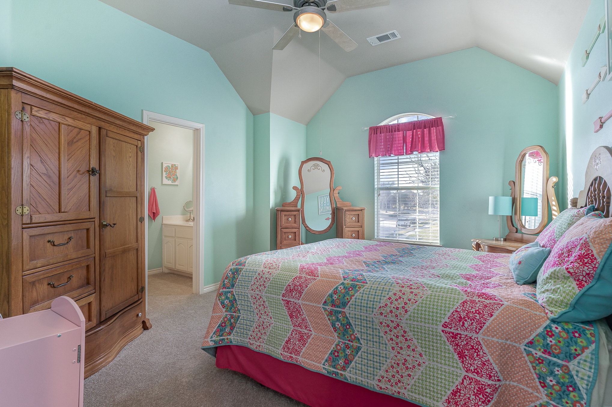 10118 Broadmoor Lane